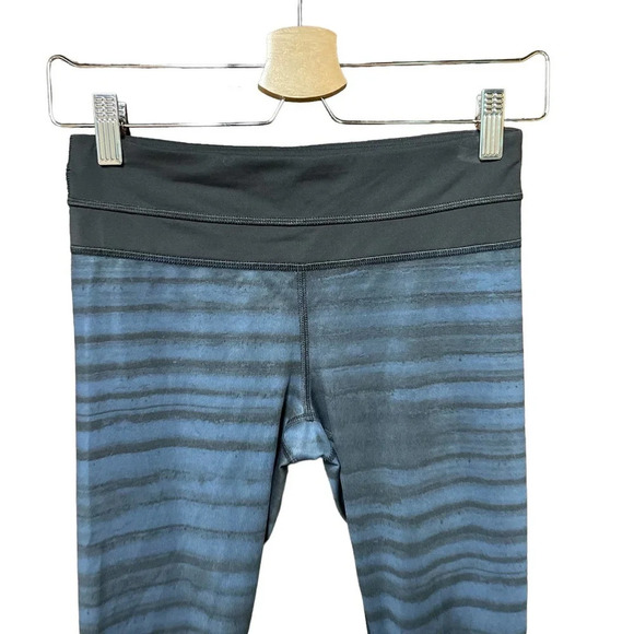 Lululemon Run: Inspire Crop II Full-On Luxtreme Mesh Good Vibes Deep Navy Size 4 - Picture 2 of 7